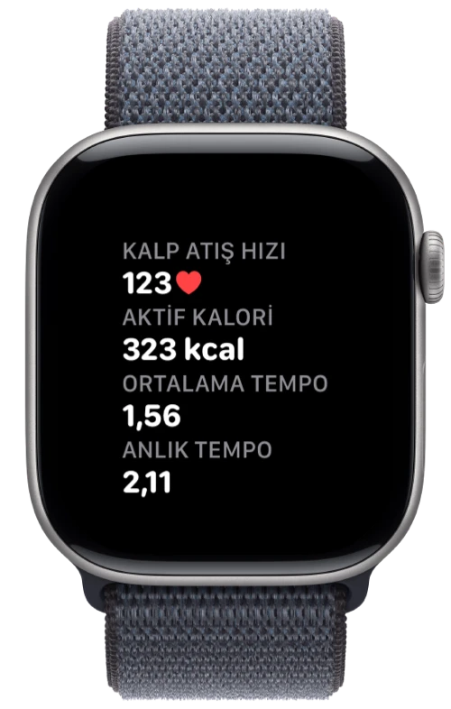 Pushanova'da kalp atış hızını, kaloriyi ve tempoyu gösteren Apple Watch